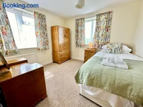 The Cottage - Image 5