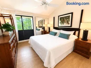 Napili Point 2 Water Front Villas Sleeps 10 Car Included with 6 nights ML-4071 by KBM - Image 4