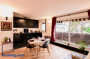 Paris-Daumesnil - Grand 2 pièces de charme sur jardin - 61m2, pour 4p - Large 4 star charming 1 BR apt for 4 with AC - Classement Officiel 4 étoiles - Image 3