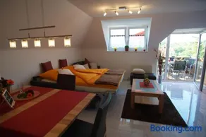 Neumann Apartment - Image 2