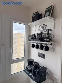 Cozy 2 bedroom apartment near Olympiades Paris - Image 4