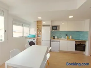 Play-Puig Beach Flat - Image 5
