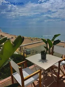 SeaHomes Vacations - MARINA BOUTIQUE design - Image 1
