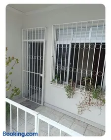 Simplicidade e localização privilegiada no coração de Adrianópolis em Manaus - Image 3