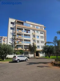 Magnifique Appartement familial avec piscine - Image 3