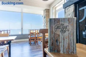 The Gaslight Inn Self Catering Holiday Apartments Rossnowlagh Donegal - Image 3