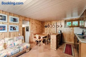 Charlie & Alaska Apartments by Quokka 360 - Cozy Mountain Stay Near the Carì Ski Slopes - Image 2