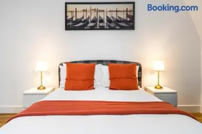 London City Hotel - Image 3