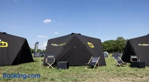Global-Tickets Village - TT Assen Camping Jan & Bertha - Image 2