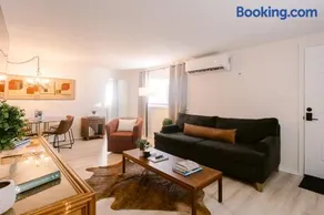 Waterfront River Apartments - Image 2