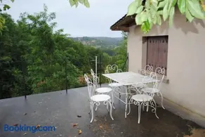 Maison chaleureuse en Pays de Belvès avec terrasse et jardin - Image 3