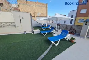 Casa Alba con Garaje Privado - Image 4