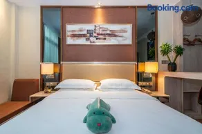 Baiyun Airport Grand Hyaat airport hotel - Image 5