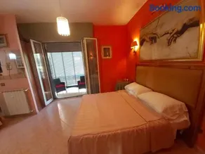 Suites Oliveri Viale Marconi - Image 3