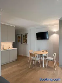 Port Rewa - Image 3
