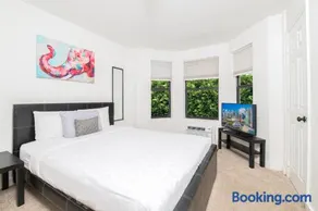 Apartments in the Heart of Miami - Port of Miami / Miami Airport - Image 1