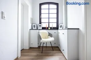 Haus Engelhardt Design Wohnung Heidi mit Burgblick - Image 2