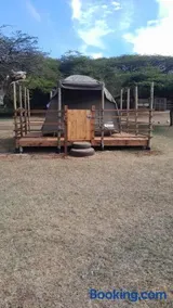 Indlondlo Cultural Village luxury tents - Image 3