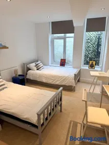 Family friendly 2 bd garden flat Englefield Green - Image 3