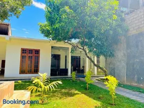 Blue Heaven Guest House Wellawaya - Image 1