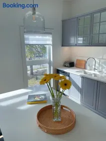 Elora’s Irvine River Suite - Image 3