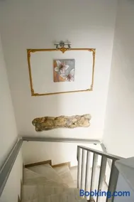 George's Stonehouse - Image 2