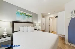 Properties by Preston I Stylish 1Bed I Gym - Image 2