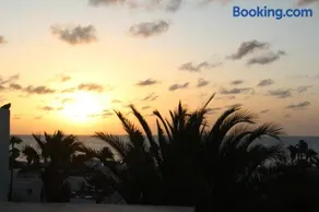 Playa Roca penthouse. Great sea views! - Image 2