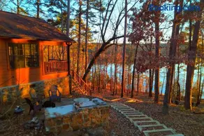 Greers Ferry Lake Cabin - Image 1