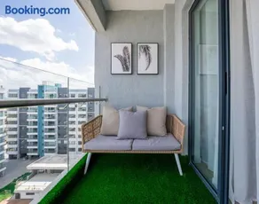 Valley Vista 3BR Suite near JKIA/SGR w Gym & Pool - Image 5