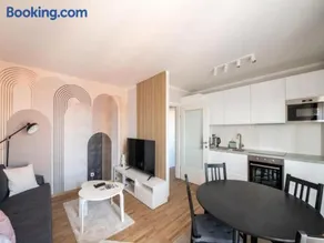 ML Apartment-2Bedroom free parking -Self check in - Image 1