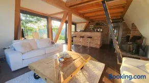 Modern cottage, views and a jacuzzi - Image 2