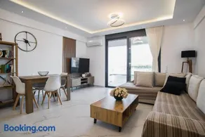 360 Blue Horizon Elegant Luxury Escape - Image 1
