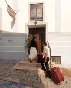 Hotel Salamander - Garni - Image 2