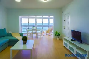 Apartamento frente al mar - Image 1