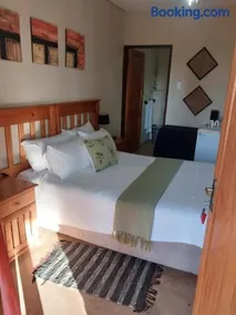 Kwena Maribane Lodge - Image 1