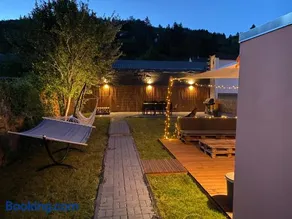 Nürburgring Industrial Design House, großer Garten, BBQ - Image 3