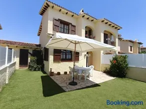 Casa adosada con barbacoa cerca de la playa - Image 3