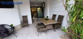 Green Garden Gajac Apartman - Image 4