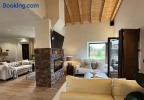 La Casa De Amparo - Image 4