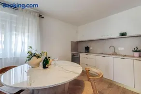Apartmani Pocco Locco - Image 1