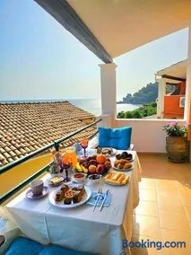 Waves Apartments Breeze Glyfada - Image 2