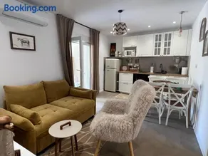 Tembo Apartment - Image 1