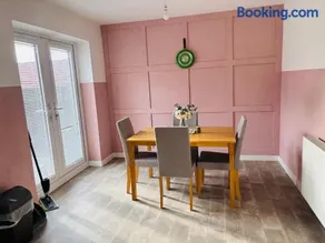Beautiful 3 bed holiday home in Washington, UK - Image 3