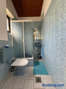Blue Lagoon Studio Apartments - Image 4