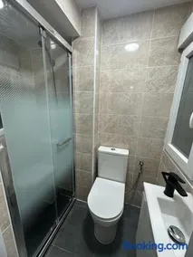Apartamento familiar en el centro de Laredo - Image 3