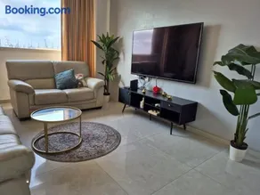 Lovely three-room apartment above the promenade - Image 4