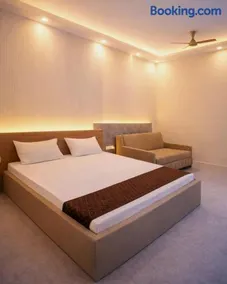 Amantran Farm Retreat - Image 4