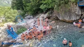 Guest House Waterfall Theth - Image 2