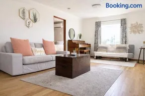 Charming 2BD downtown home by bike trail, river and coffee! - Image 1